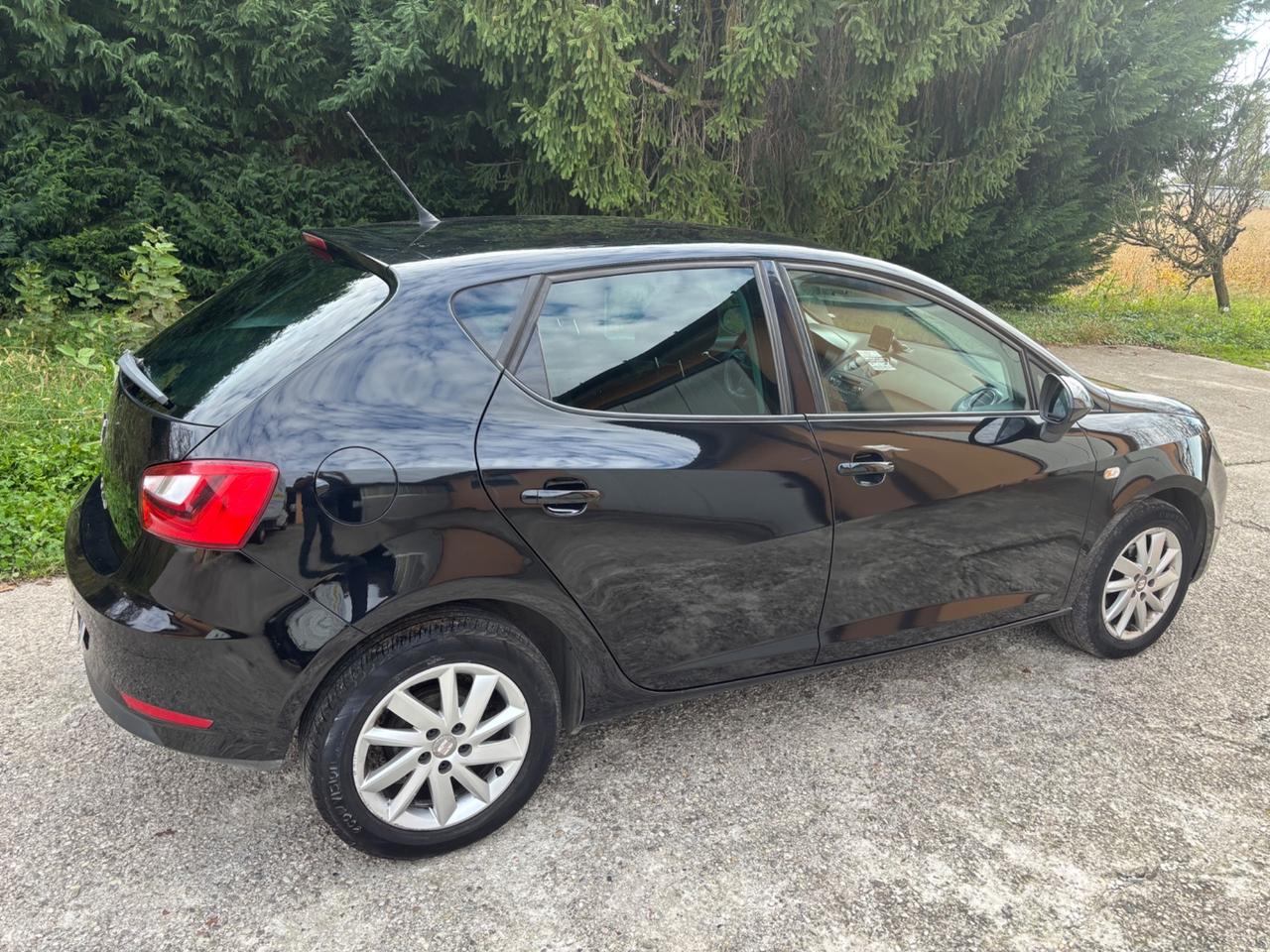 SEAT IBIZA 1.2 TDI TUTTI TAGLIANDI MOLTO BELLA