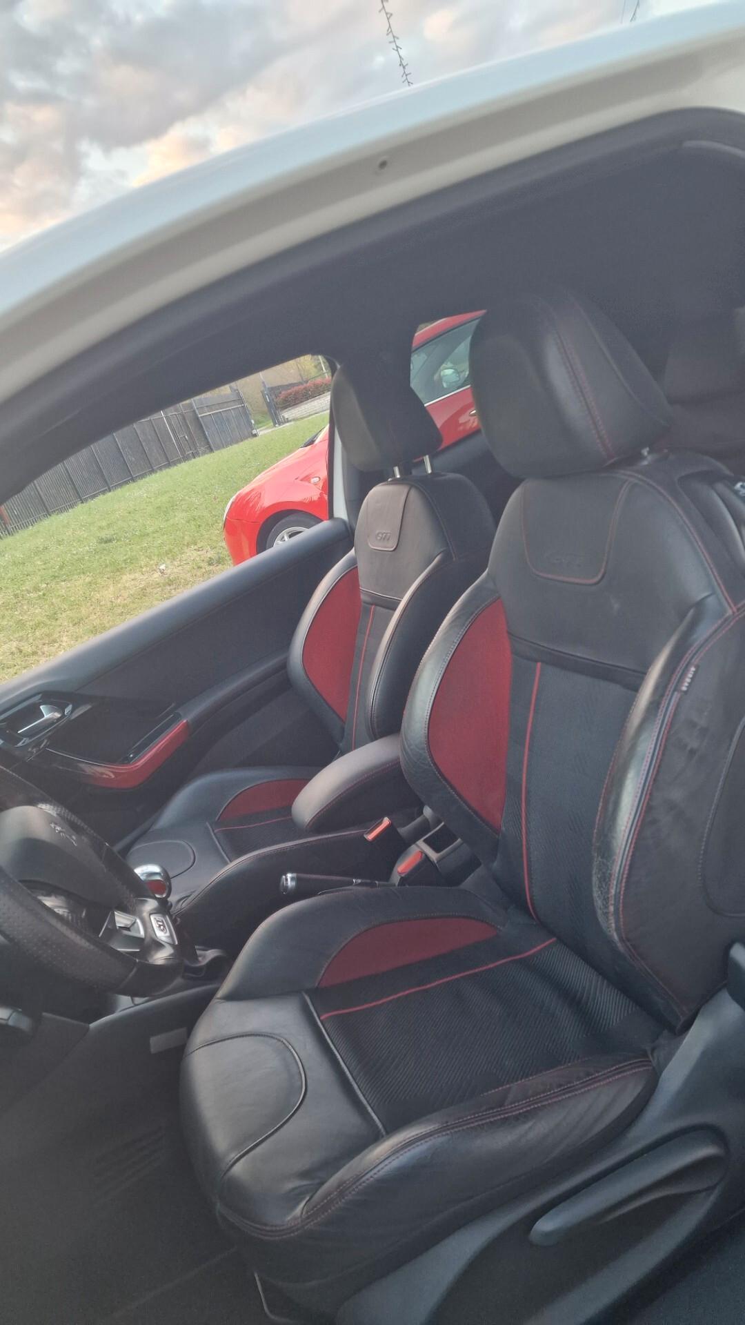 Peugeot 208 1.6 THP 200 CV 3 porte GTi "94.000 km"