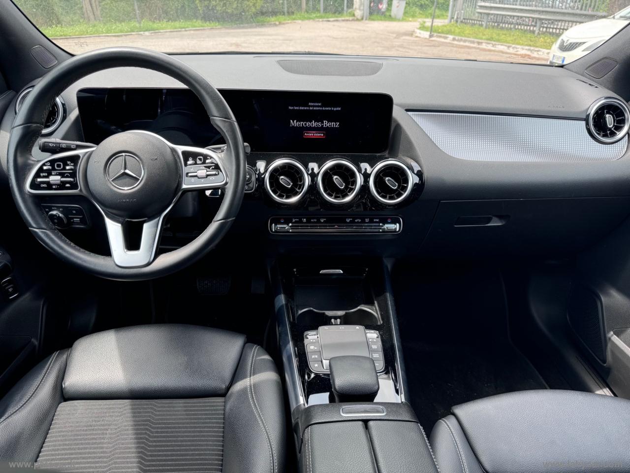 MERCEDES-BENZ GLA 180 d Automatic Sport Plus