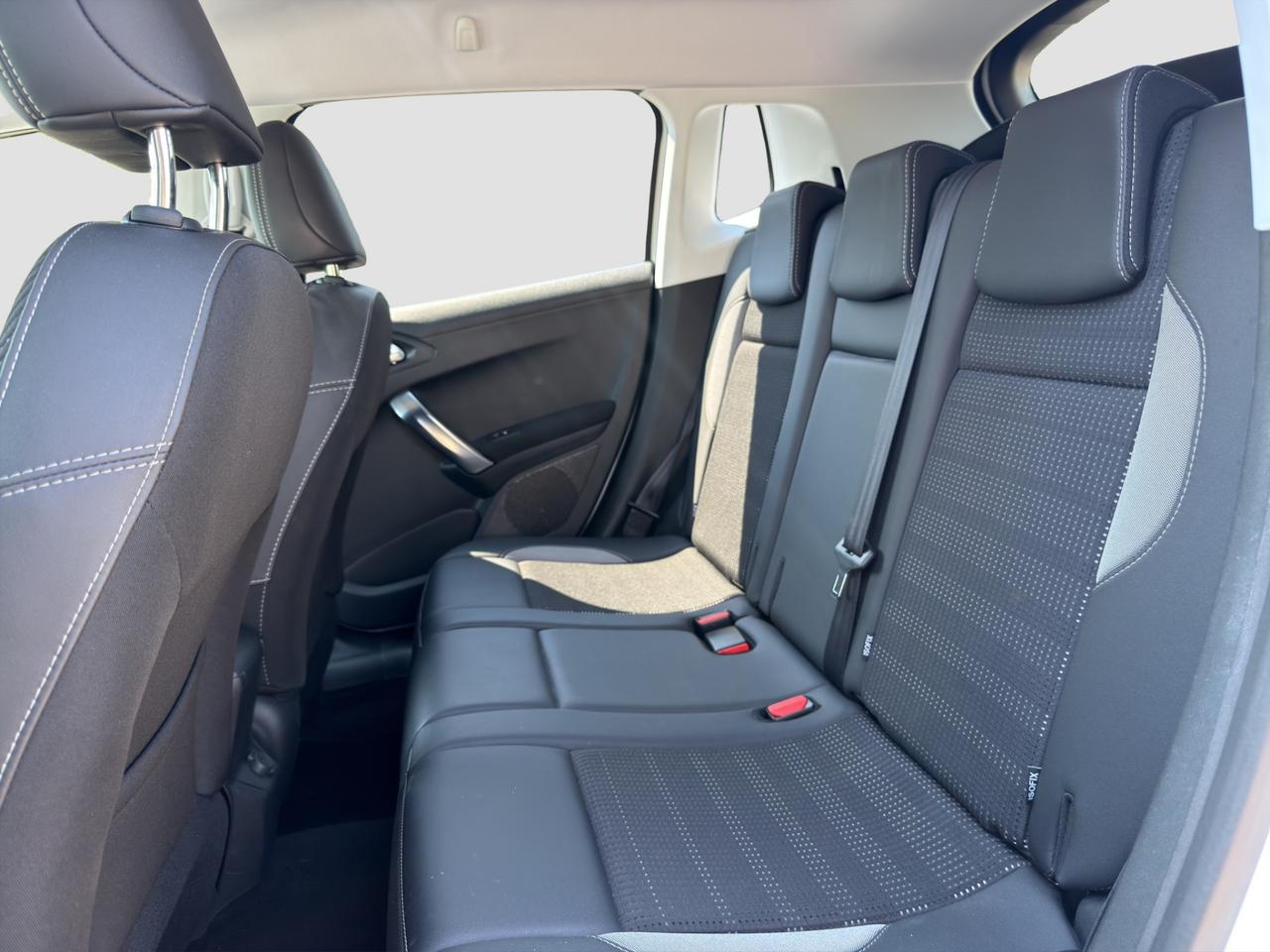 PEUGEOT 2008 BlueHDi 120 S&S Allure