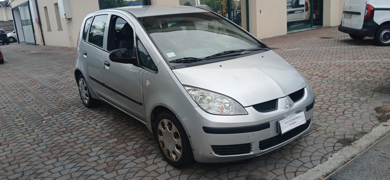 Pochi km Mitsubishi 1300 benzina neopatentati