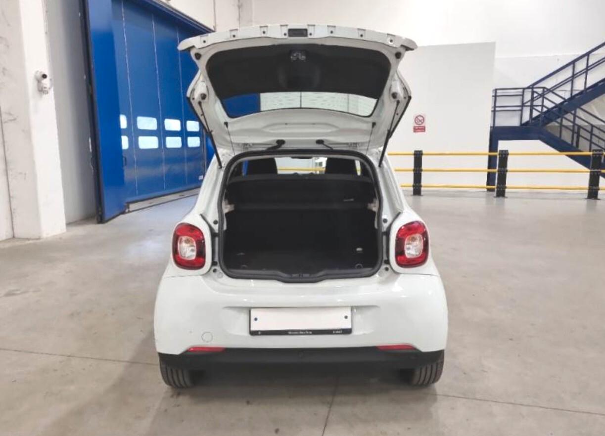 Smart ForFour EQ Passion Pdc Apple/Android UNIPRO IVA DEDUCIBILE