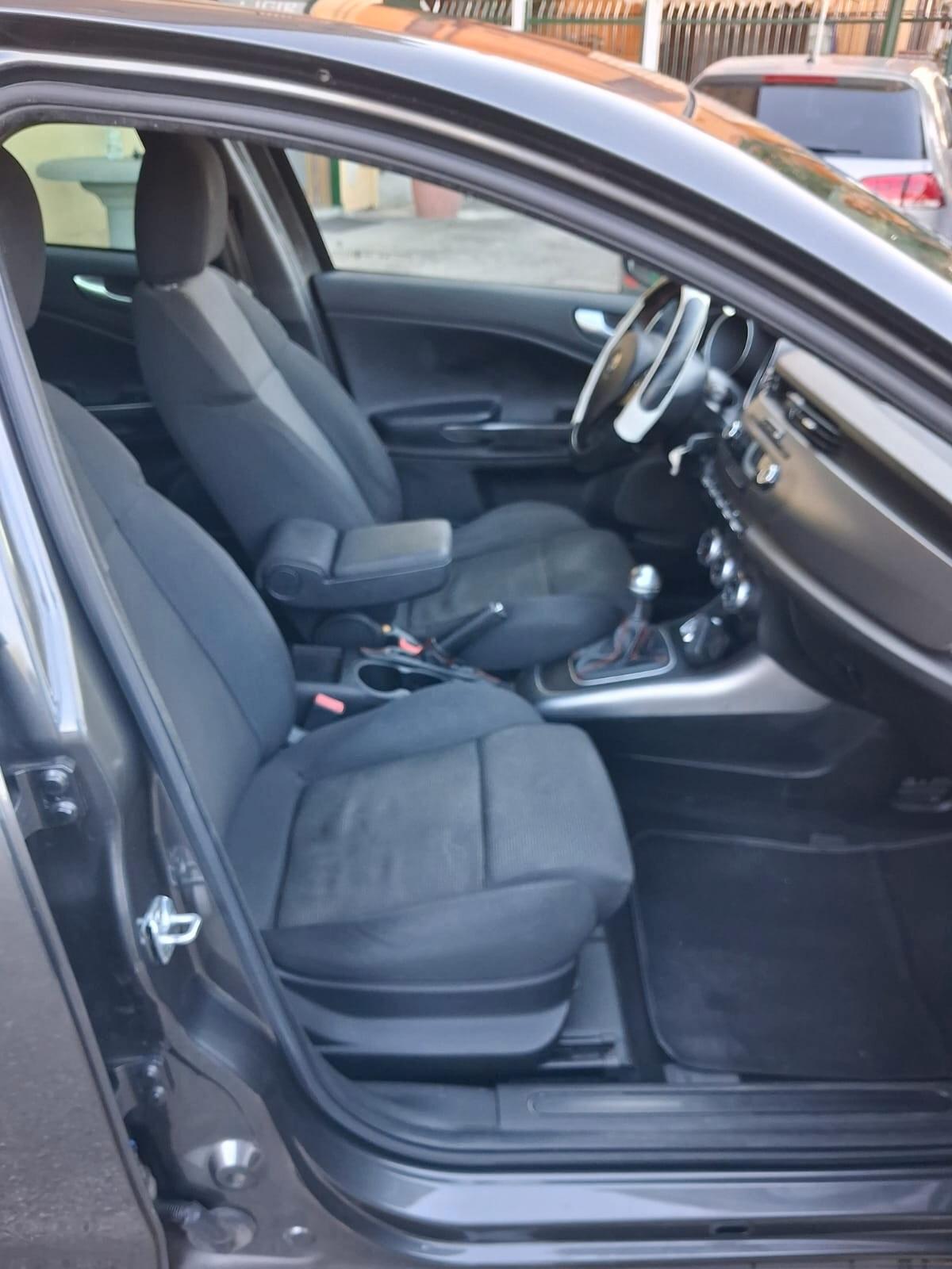 Alfa Romeo Giulietta 1.6 multijet Distinctive 2013