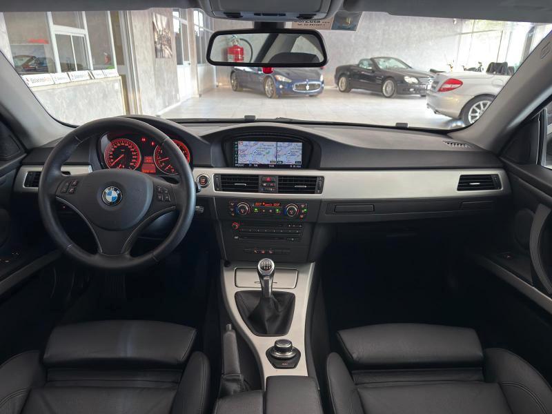 BMW 330 xi Coupe Attiva