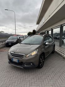 Peugeot 2008 1.6 e-HDi 115 CV Stop&Start Féline