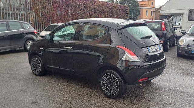 LANCIA Ypsilon 1.0 FireFly 5 porte S&S Hybrid Gold