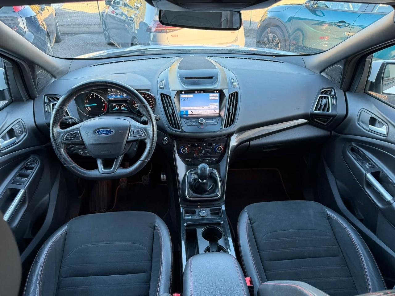 Ford Kuga 1.5 EcoBoost 120 CV S&S 2WD ST-Line