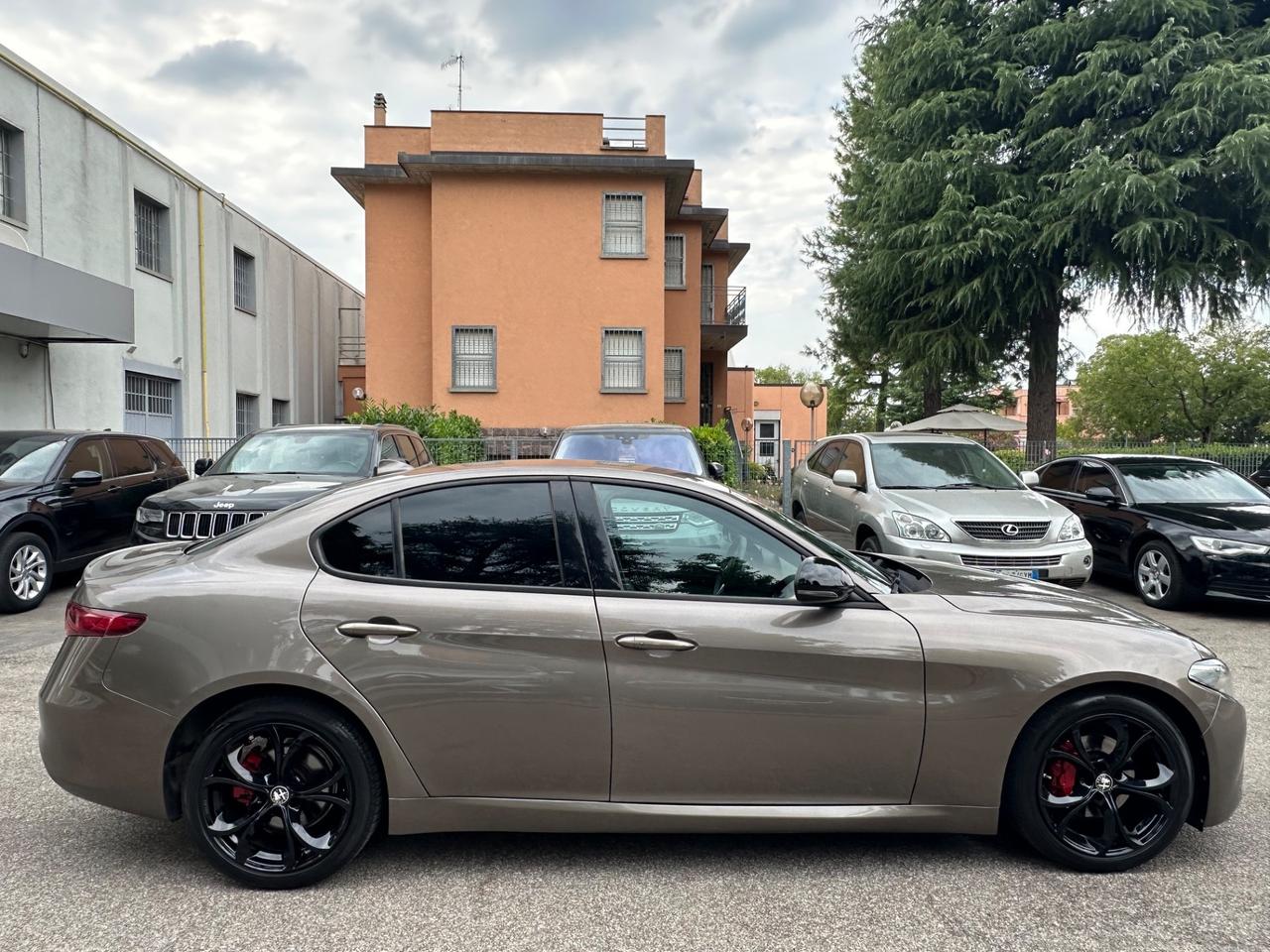 Alfa Romeo Giulia 2.2 Turbodiesel 160 CV AT8 Super