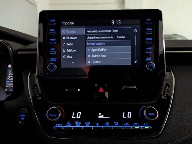 TOYOTA Corolla 1.8 Hybrid Black Edition