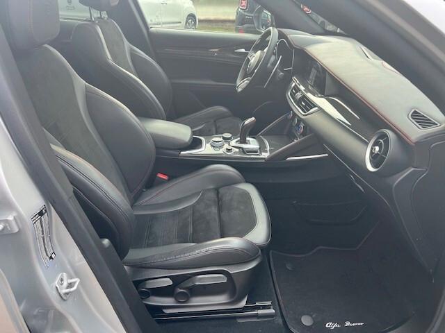 Alfa Romeo Stelvio 2.9 V6 Bi-Turbo 510 CV AT8 Q4 Quadrifoglio