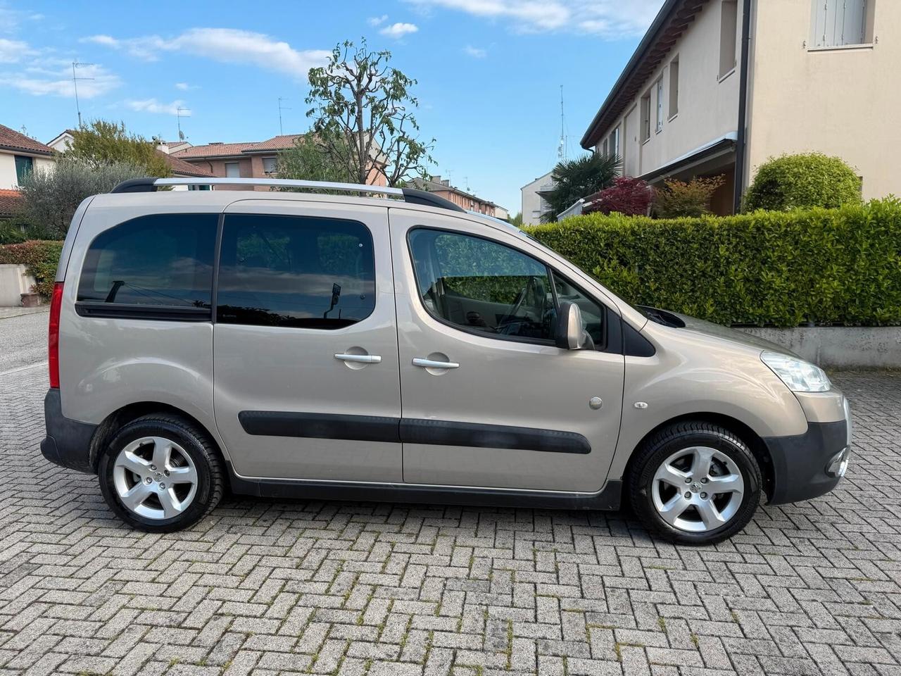 Peugeot Partner Tepee 1.6 HDi Outdoor