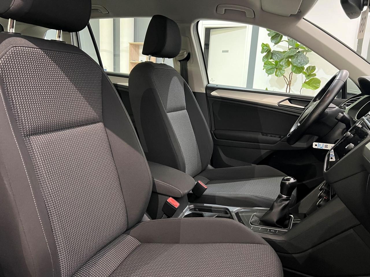 VOLKSWAGEN Tiguan II 2016 1.4 tsi Business 125cv - CONDIZIONI OTTIME!