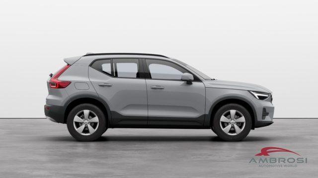 VOLVO XC40 B3 Mild hybrid Benzina Essential