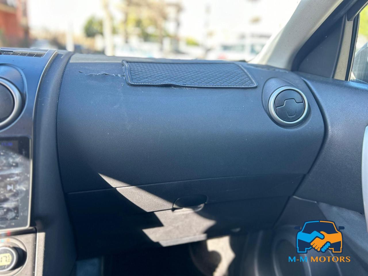 Nissan Qashqai 2.0 dci Tekna 4x4 dpf FL