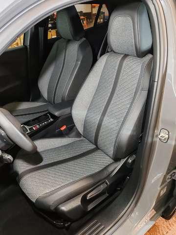 Peugeot 2008 1.2 100cv Allure + Navi + Key Less + Camera 360