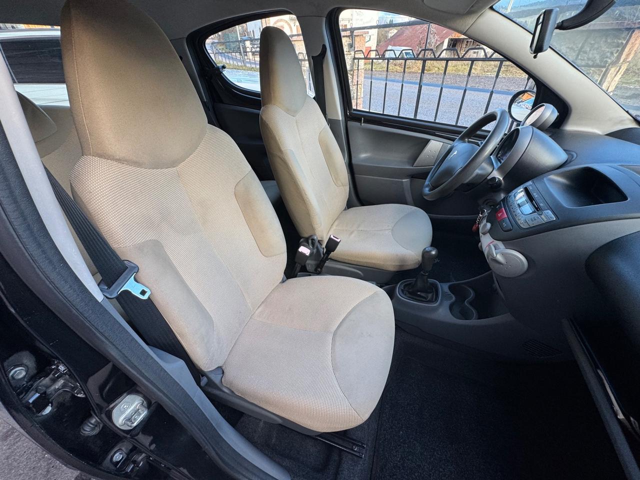 Peugeot 107 1.0 68CV 5p. Sweet Years