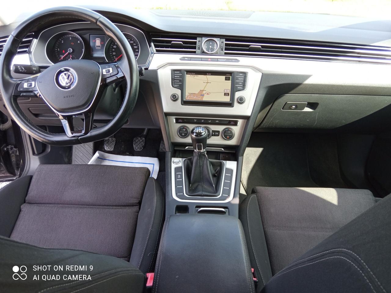 Volkswagen Passat Variant 1.6 TDI SCR HIGHLINE BlueMotion Technology