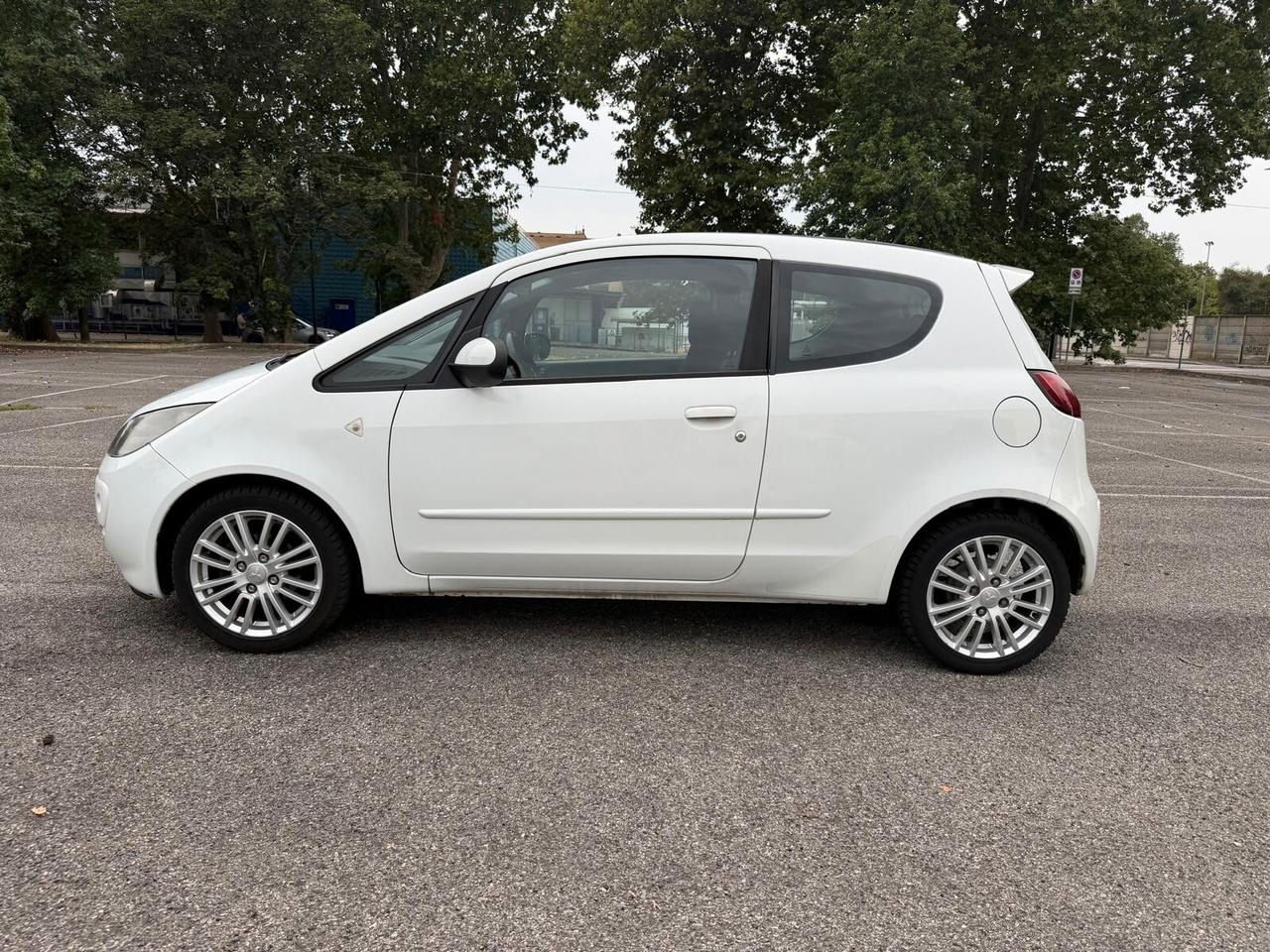 Mitsubishi Colt 1.3 16V 3p. Insport