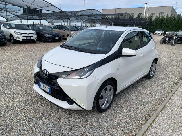 TOYOTA Aygo 1.0 VVT-i 69 CV 5 porte x-clusiv MMT