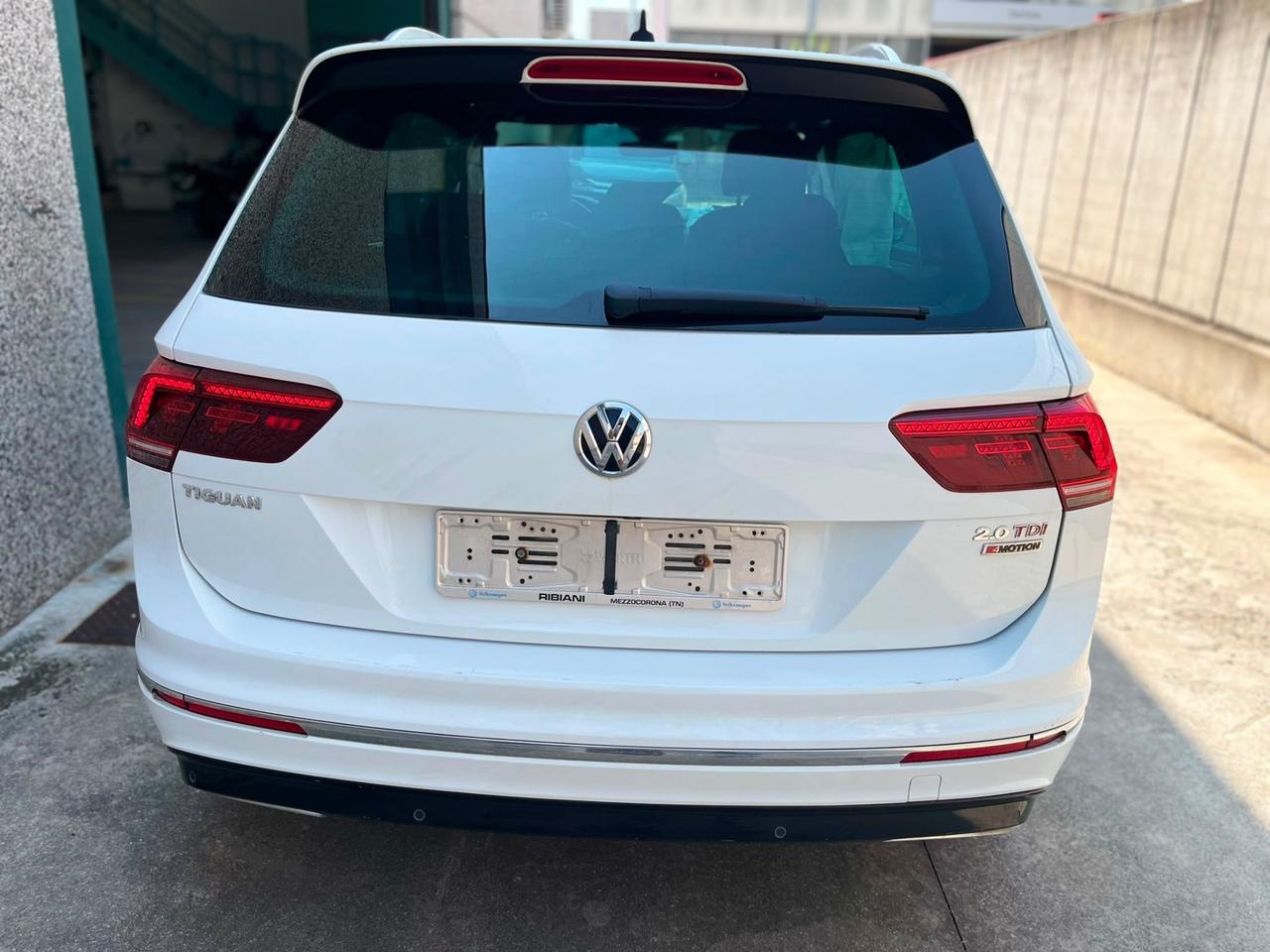Volkswagen Tiguan 2.0 BiTDI SCR DSG 4MOTION Advanced R-Line BMT