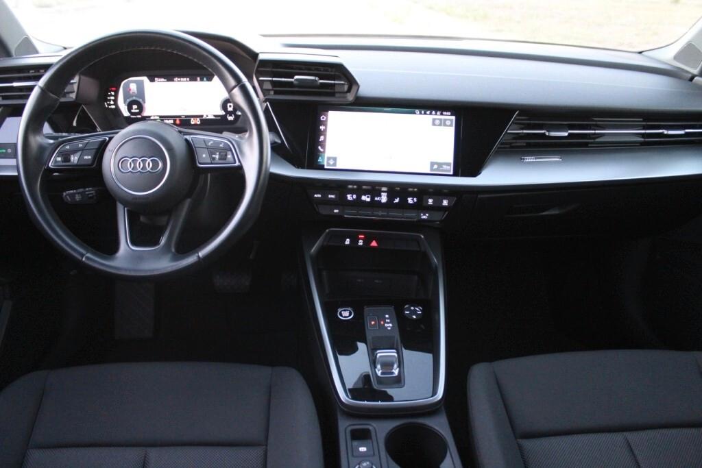 AUDI A3 Sportback 2.0 TDI 115 CV *LED *Carplay