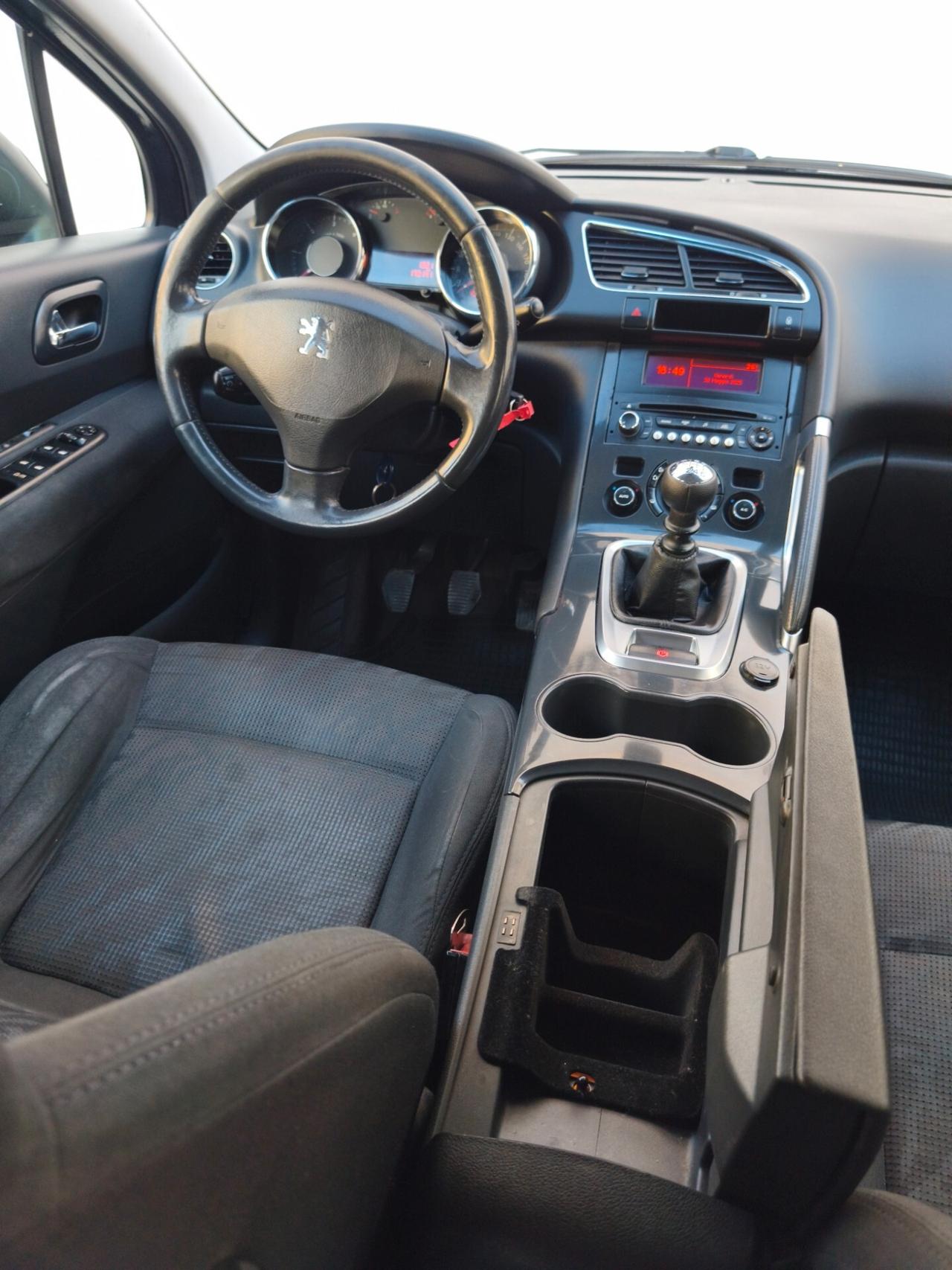 Peugeot 3008 1.6 HDi 112CV Active