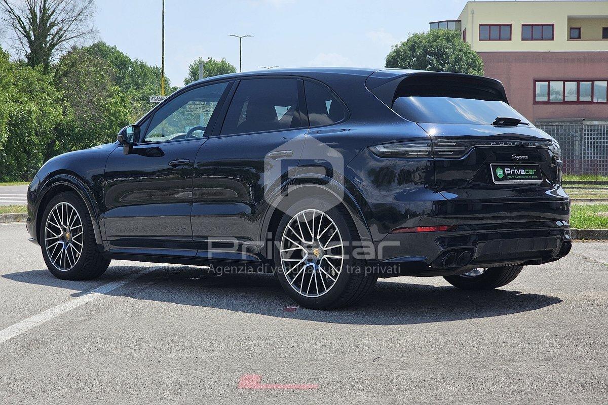 PORSCHE Cayenne 3.0 V6