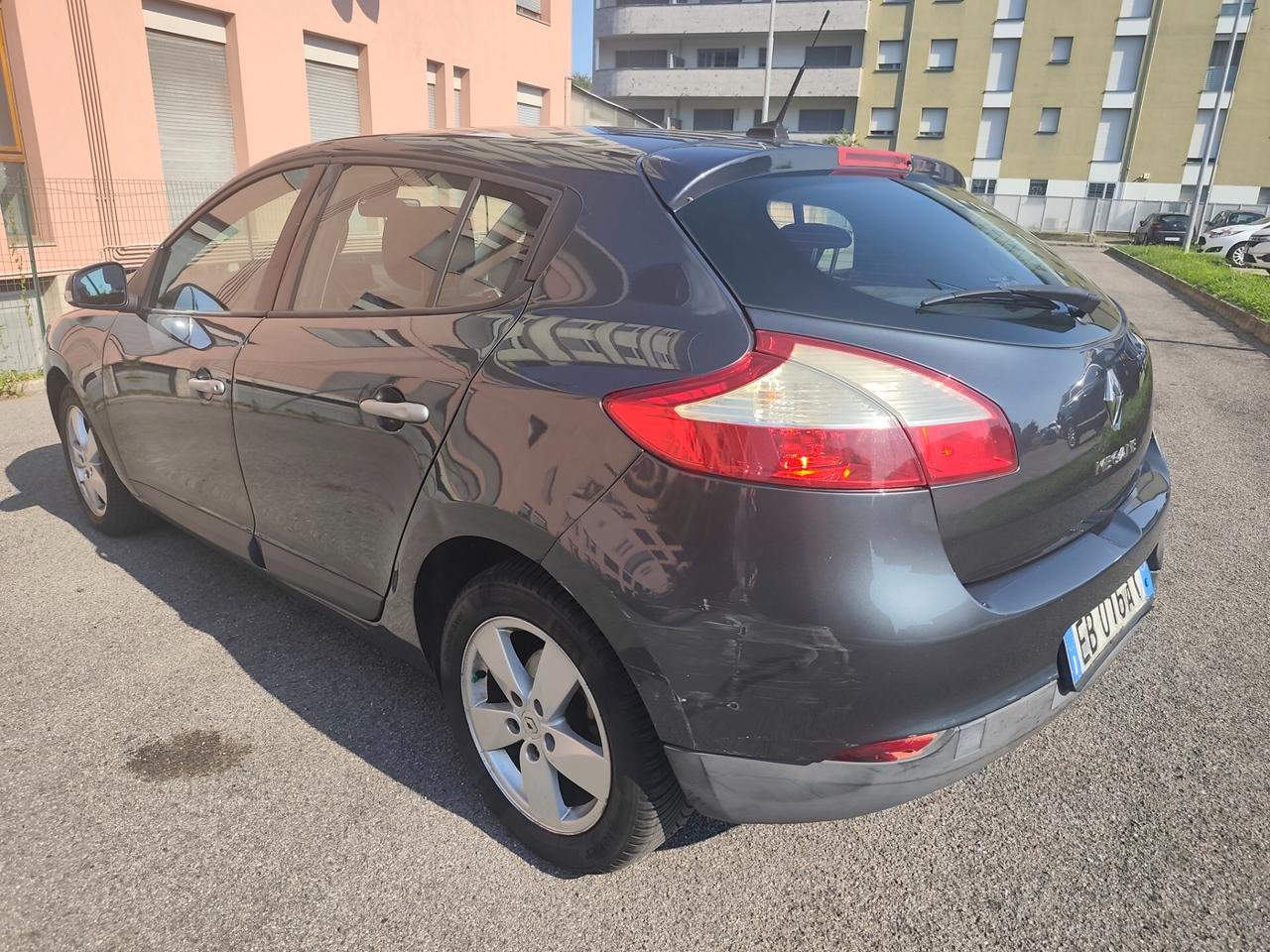 Renault Megane 1.6 Benz euro 4 cinghia fatta