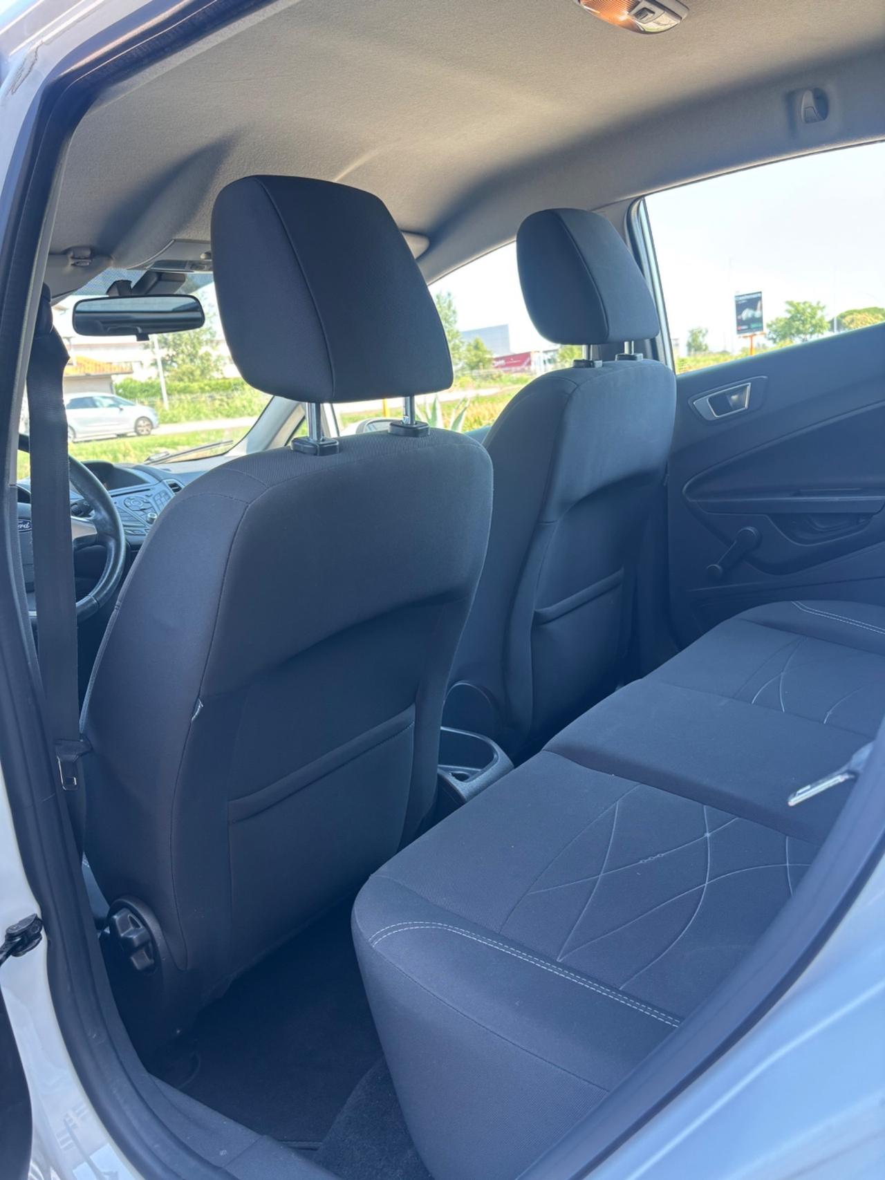 Ford Fiesta 1.4 5p. Bz.- GPL Titanium
