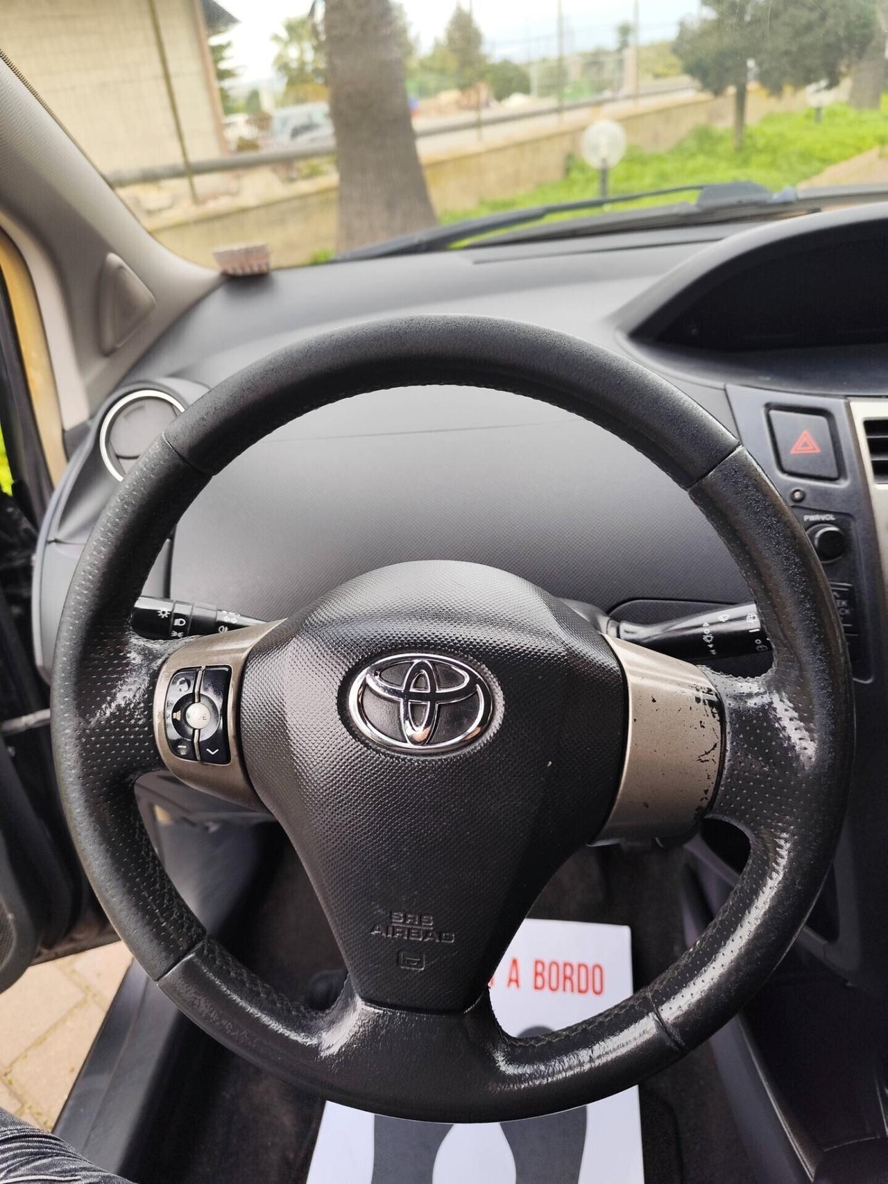 Toyota Yaris 1.3 5 porte M-MT Sol