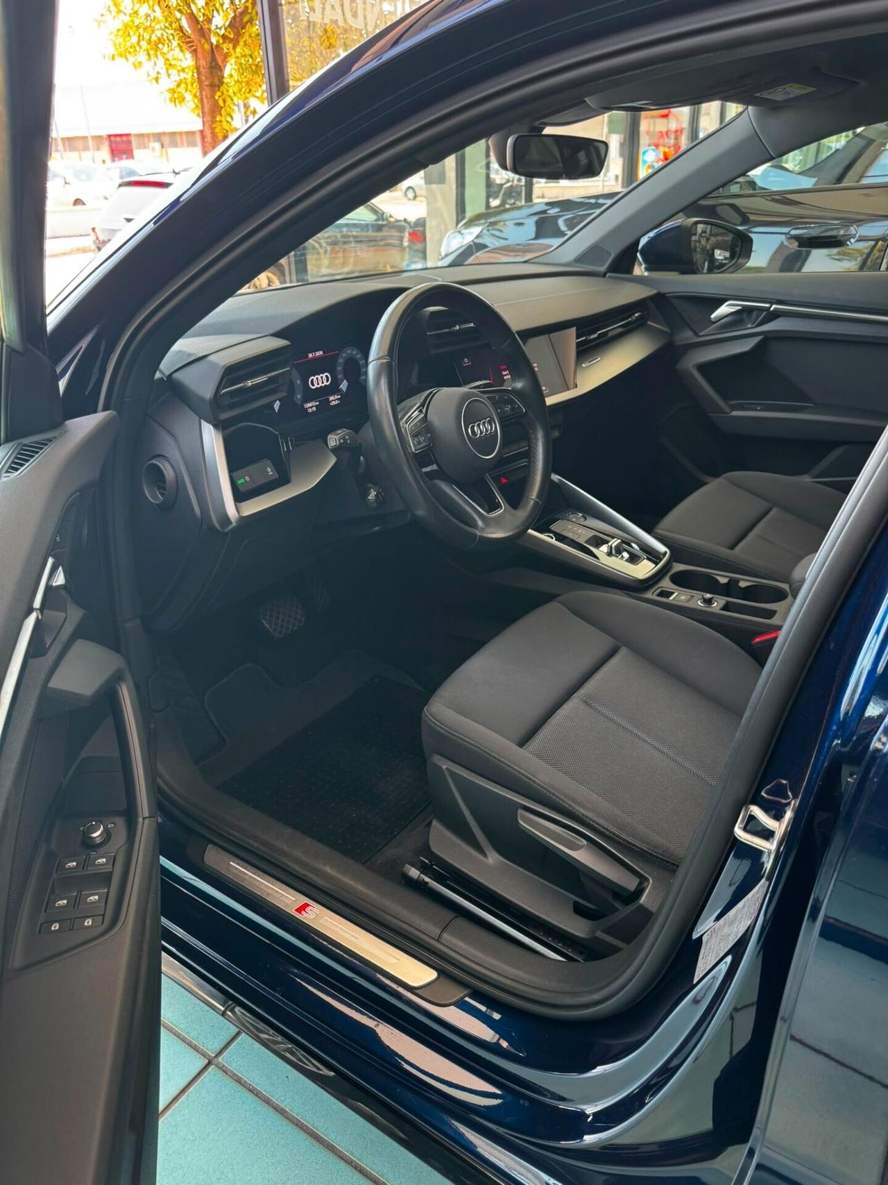 Audi A3 SPB 35 TDI S tronic line edition