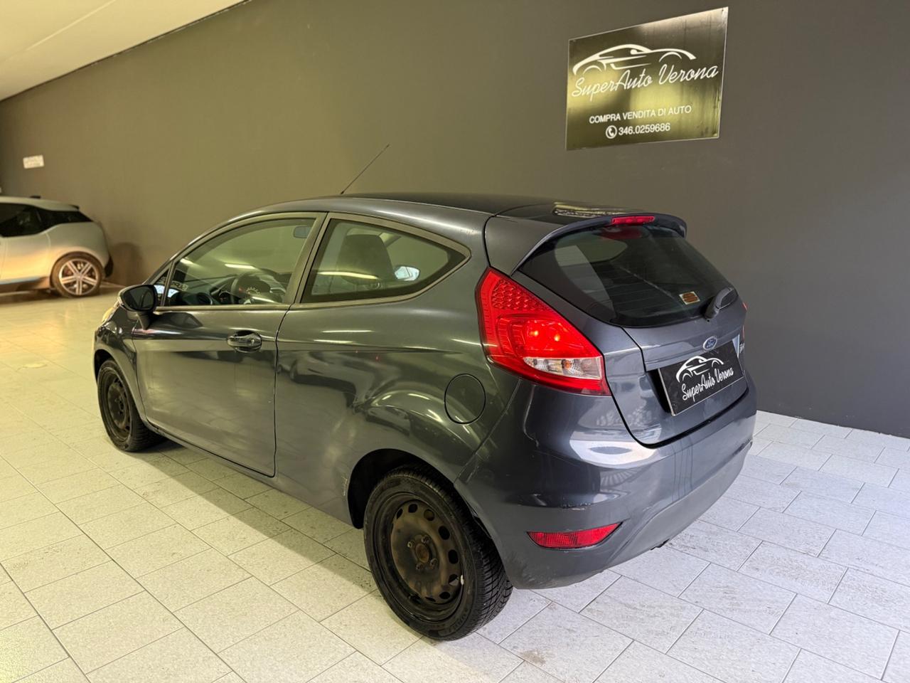 Ford Fiesta 1.4 3 porte Bz.- GPL Titanium