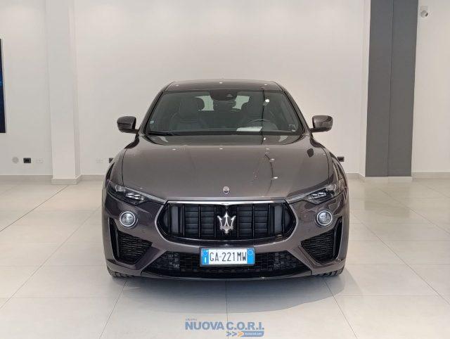 MASERATI Levante V6 Diesel 275 CV AWD Gransport