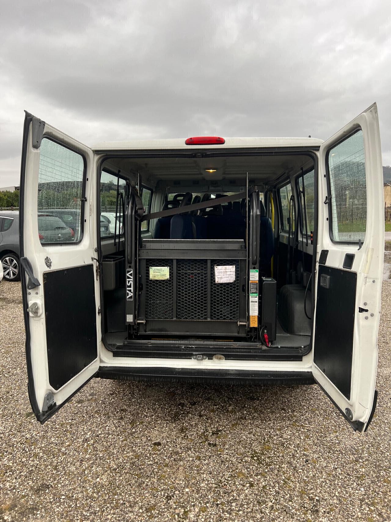 Peugeot Boxer 9 posti DISABILI FINANZIABILE