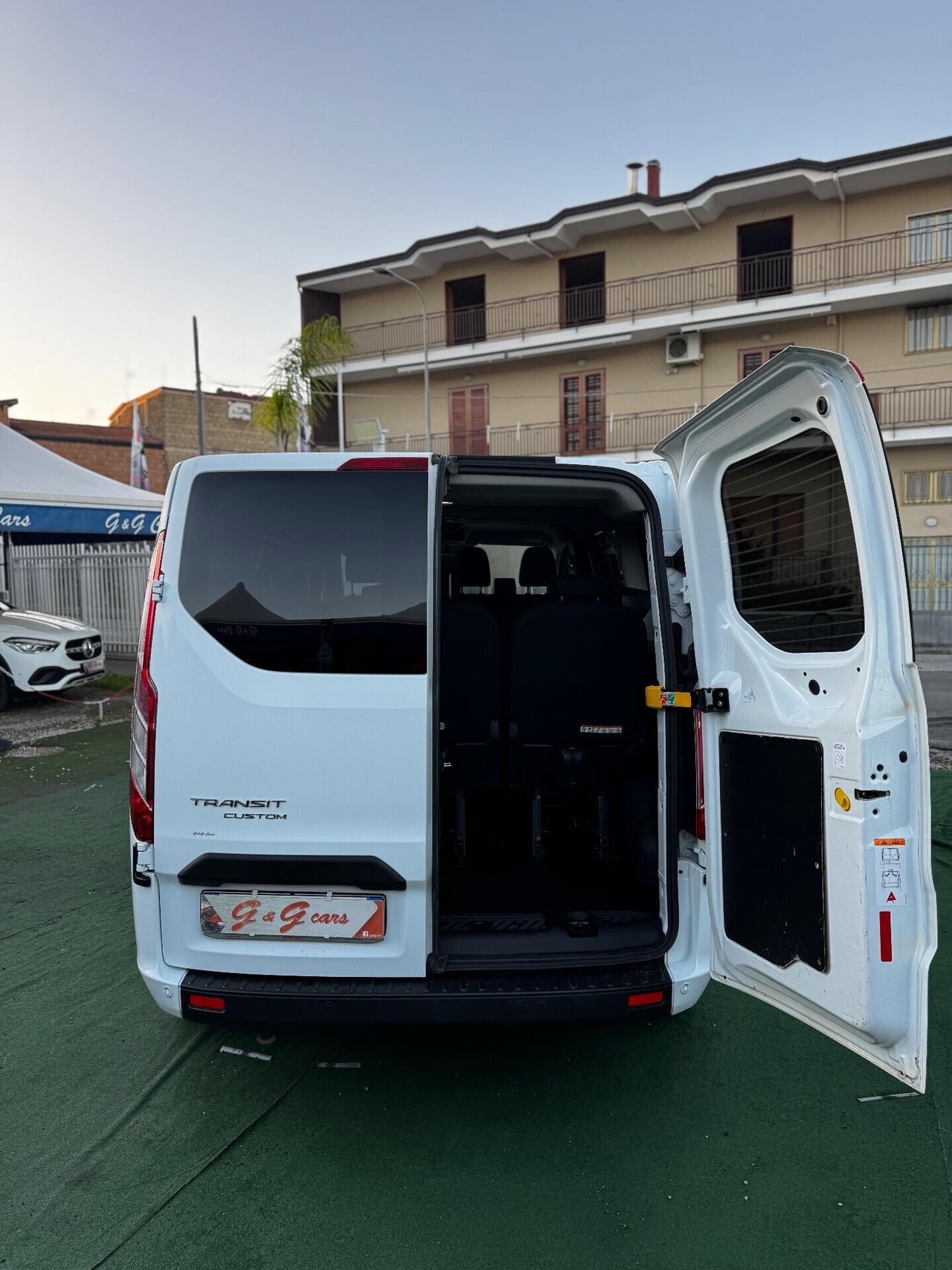 Ford Transit Custom 320 2.0 EcoBlue 130 PC Combi Trend