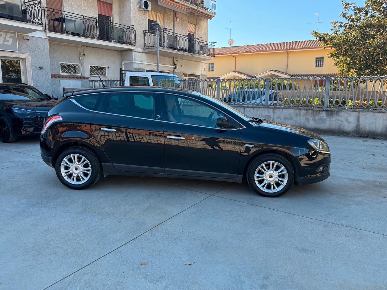 Lancia Delta 1.6 MJT DPF 105 CV Gold