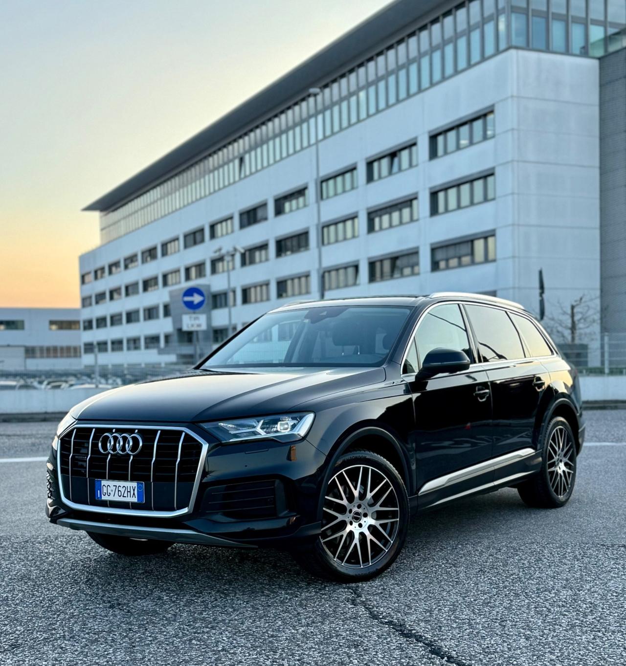 Audi Q7 50 TDI quattro tiptronic Business