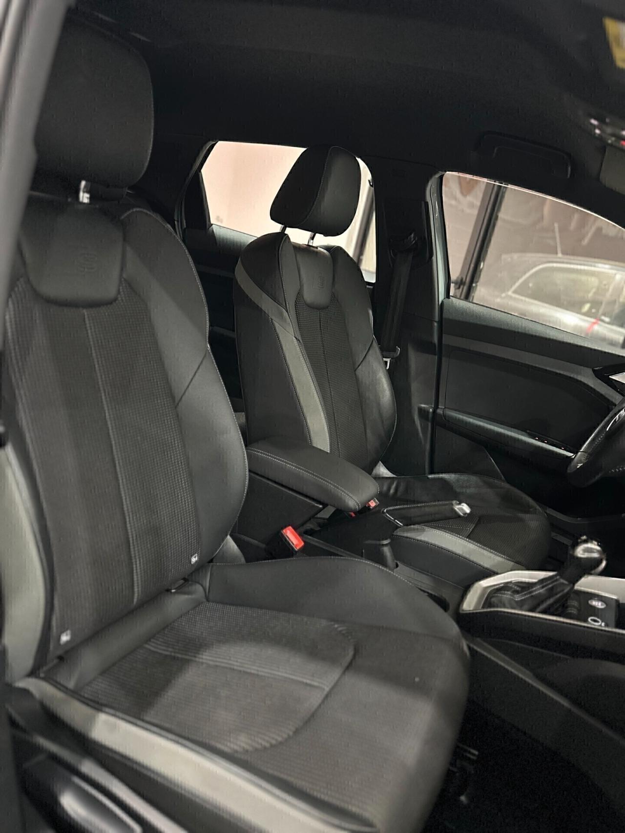 Audi A1 citycarver 35 TFSI S tronic