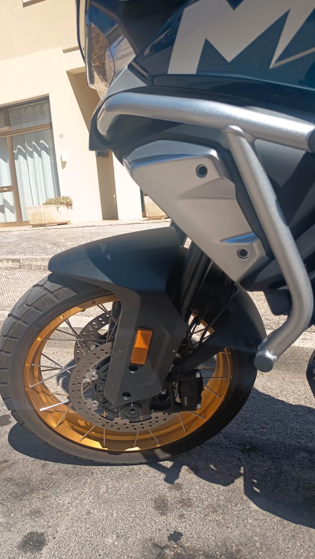 Cf Moto 700MT