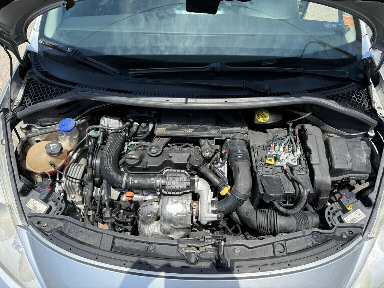 Peugeot 207 Plus 1.4 HDi 70CV 5 porte