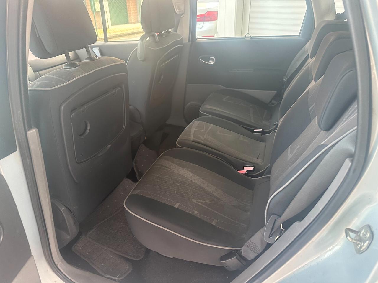 Renault Scenic 1.5 dCi (12 RATE)