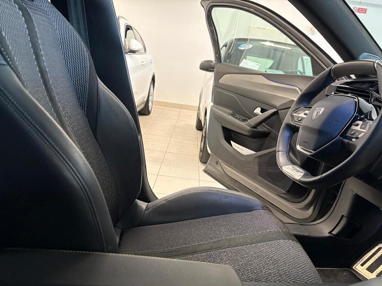 Peugeot 408 GT Hybrid 145 e-DCS6 SPOTICAR