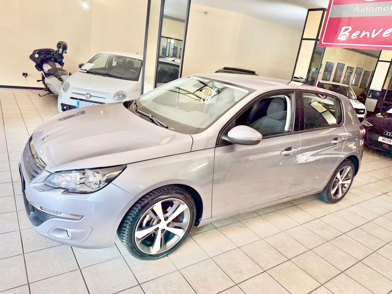 Peugeot 308 BlueHDi 120 S&S Allure