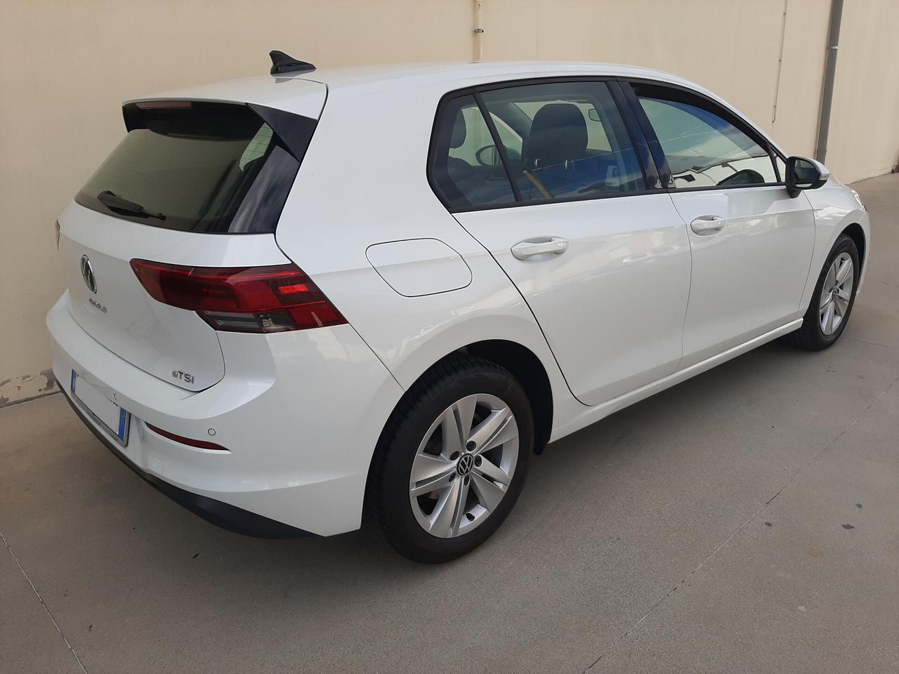 Volkswagen Golf 1.0 eTSI 110cv DSG Life