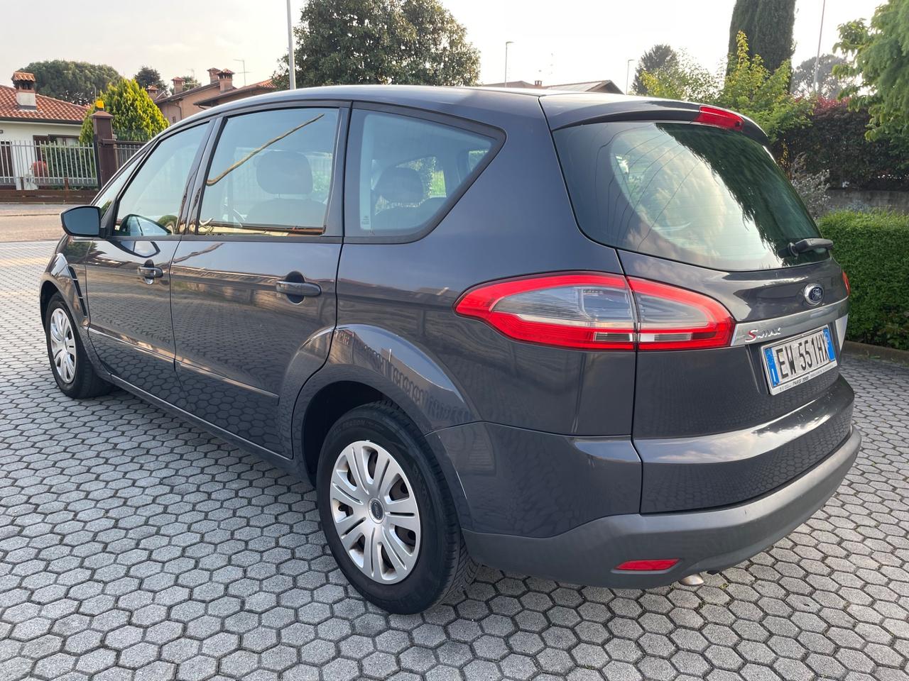 Ford S-Max 2.0 TDCi 163CV Powershift New Titanium