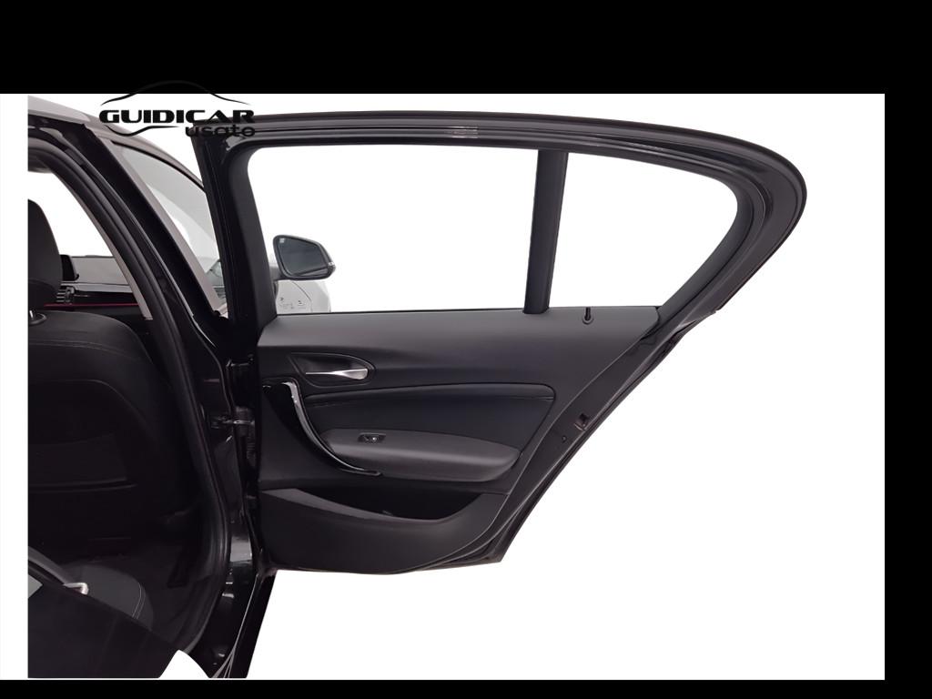 BMW Serie 1 F/20-21 2015 - 118d Sport auto 5p my18