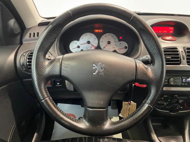 PEUGEOT 206 1.4 16V SW Quiksilver