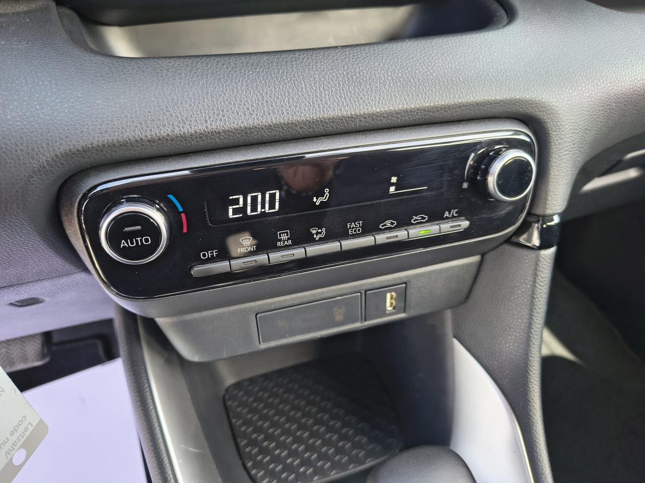 Toyota Yaris 1.5 Hybrid 5 porte *PREZZO PROMO*