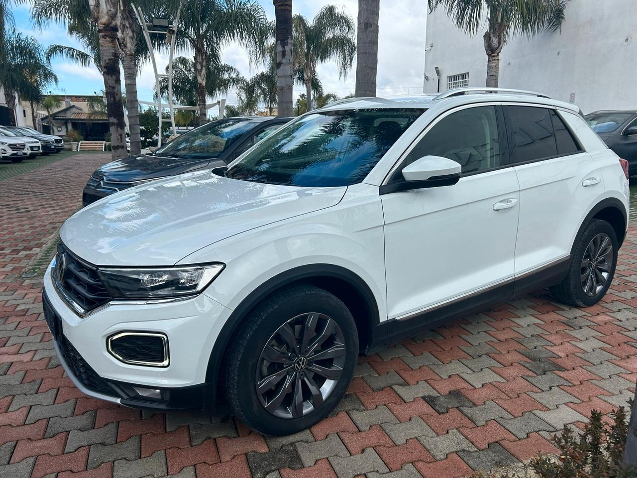 Volkswagen T-Roc 2.0 TDI Advanced 150CV DSG 4Motion App Cockpit USB