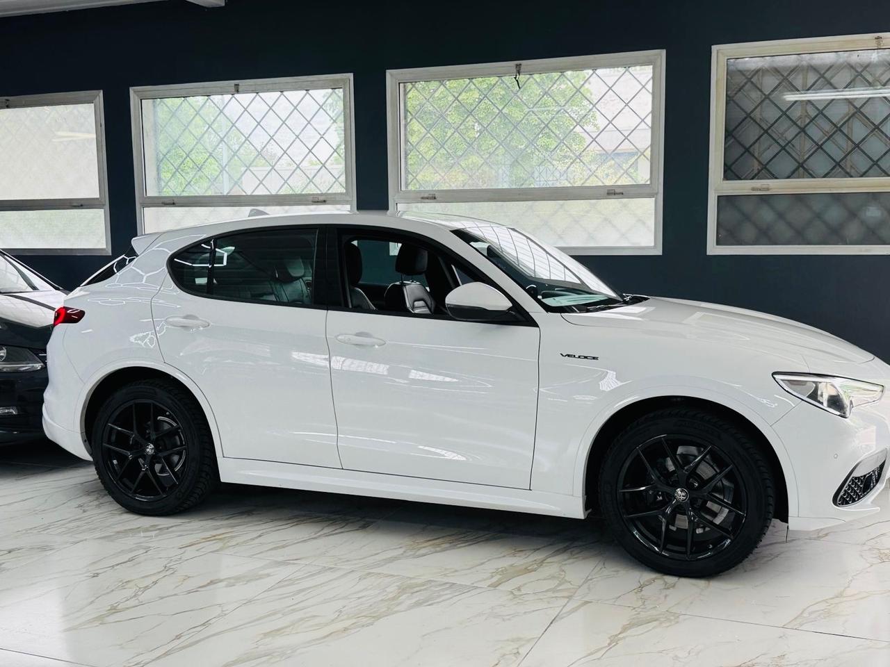 Alfa Romeo Stelvio 2.2 Turbodiesel 210 CV AT8 Q4 Veloce